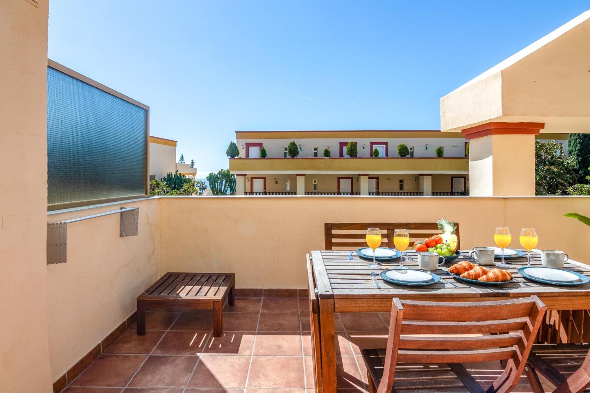 Oleholidays 224 Romana Playa Con Vistas Al Mar Marbella Exteriör bild